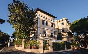 Sourire Hotel